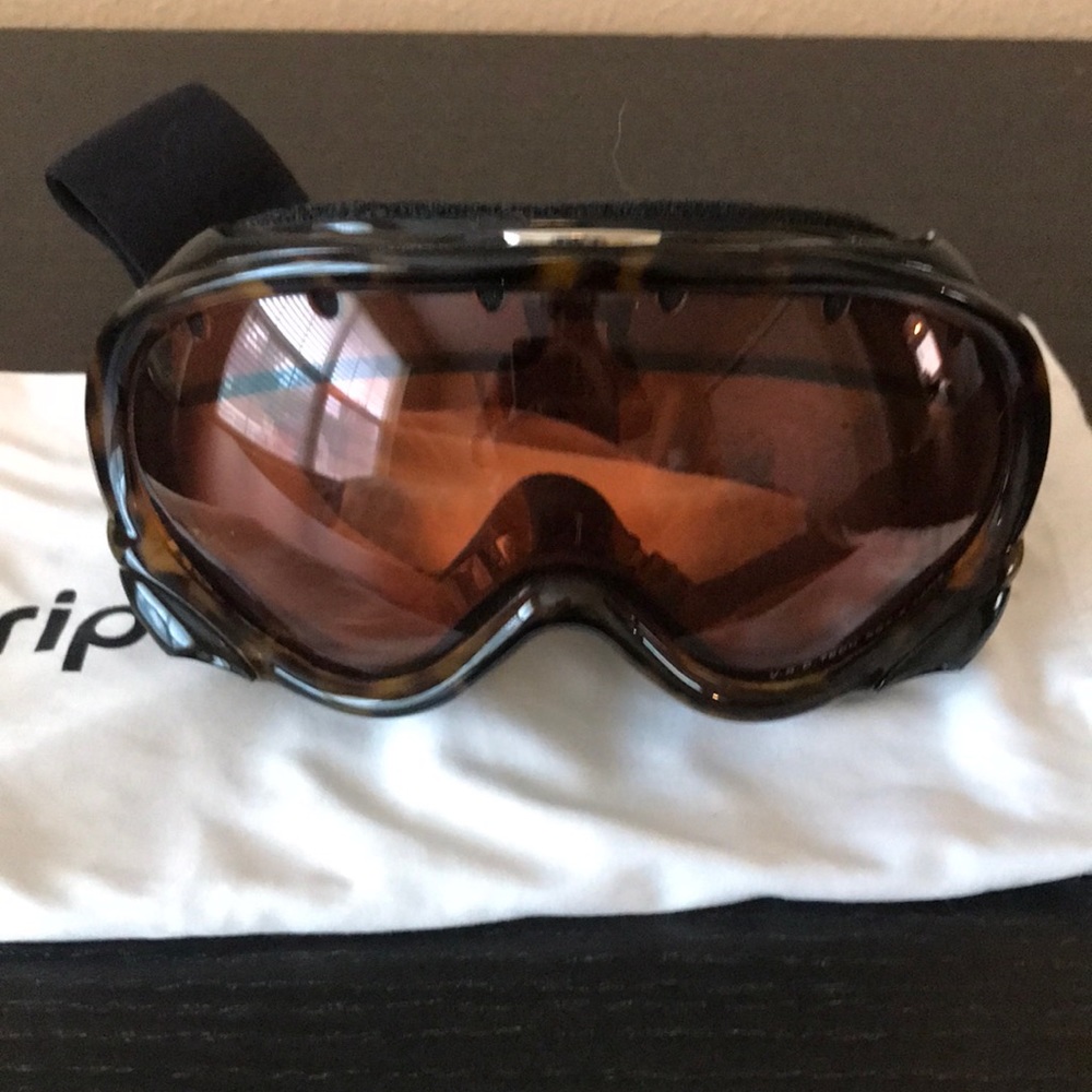 FORTRESS CRUSH Pearl Ski Goggles V.S.C. Tech SGX-2 Lens